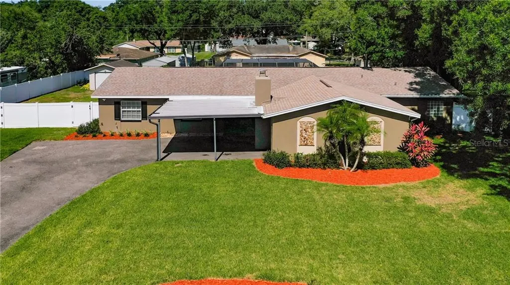 2114 Ramblewood Lane Brandon FL 33510
