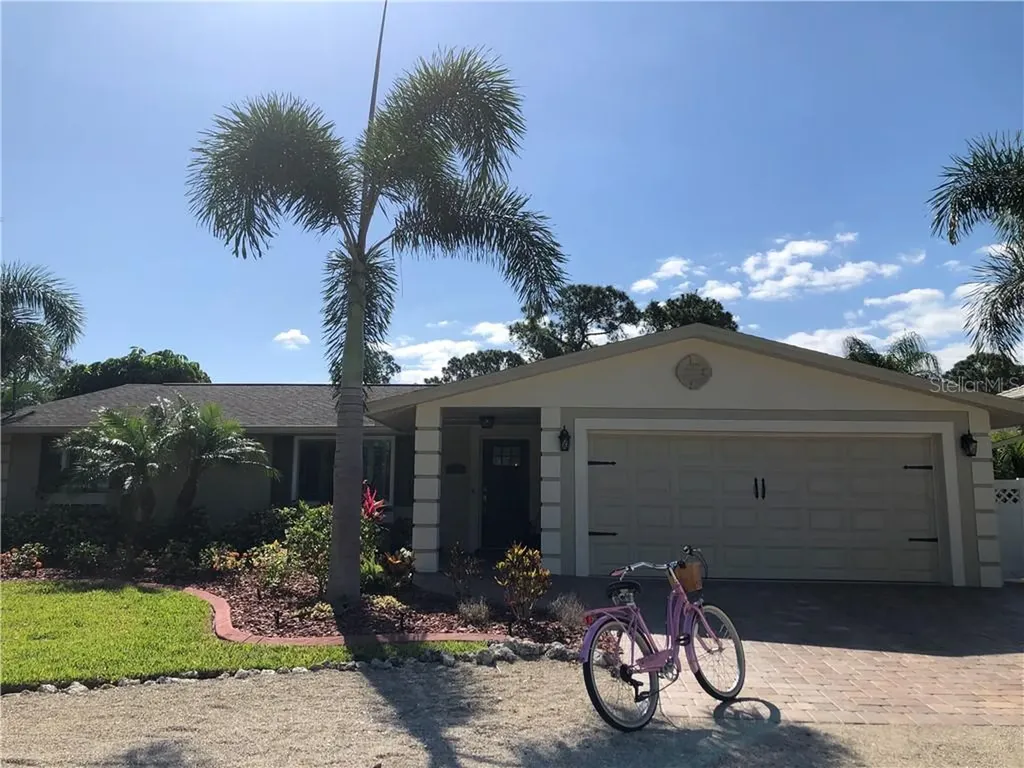 1350 Bayshore Drive Englewood FL 34223