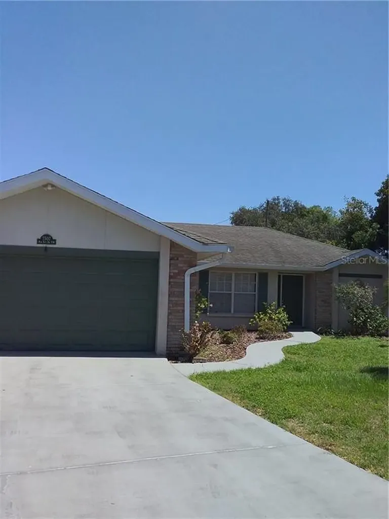 7507 4th Avenue Drive NW Bradenton FL 34209