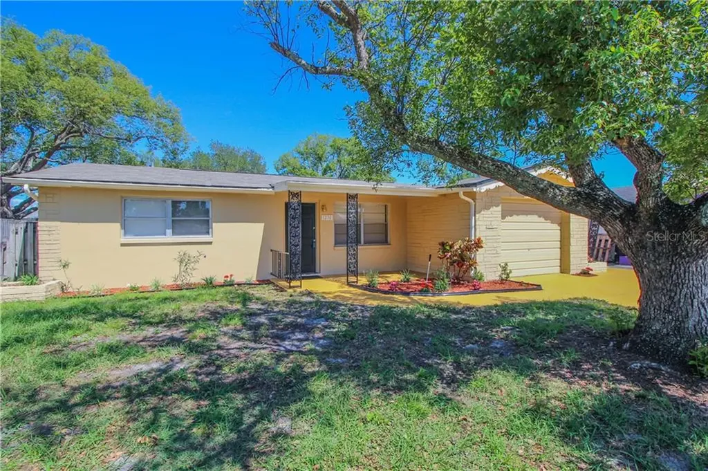 1236 Maybury Drive Holiday FL 34691