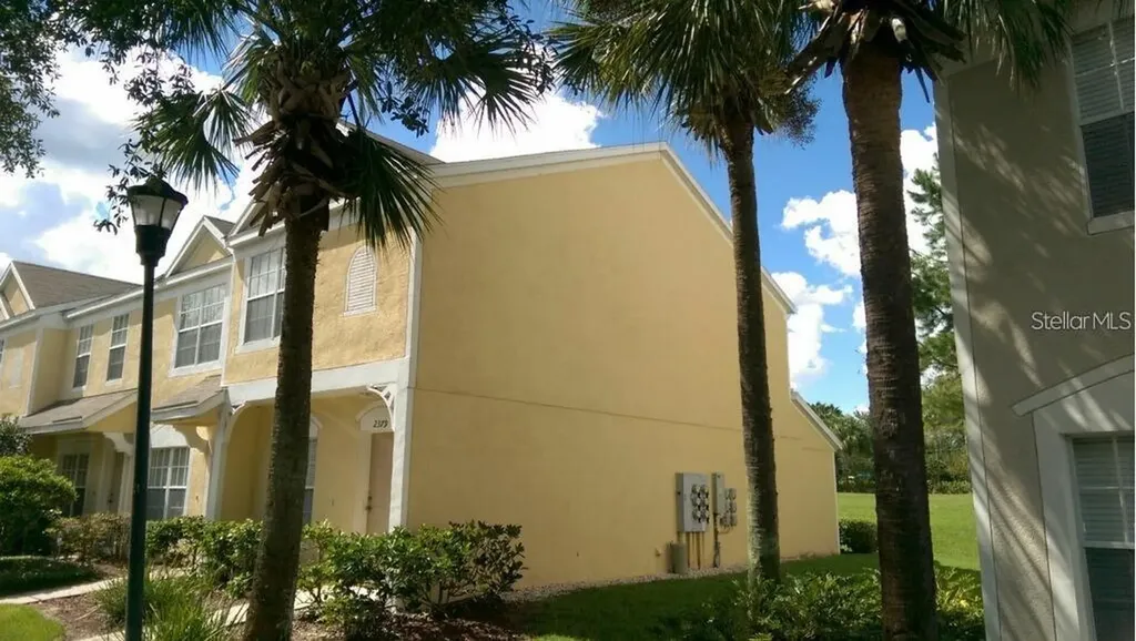 2379 Lake Woodberry Circle Brandon FL 33510