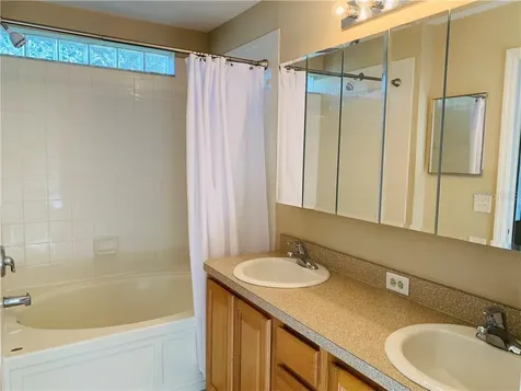3439 70th Court E Palmetto FL 34221