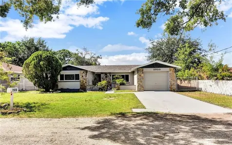 2920 W Violet Street Tampa FL 33614