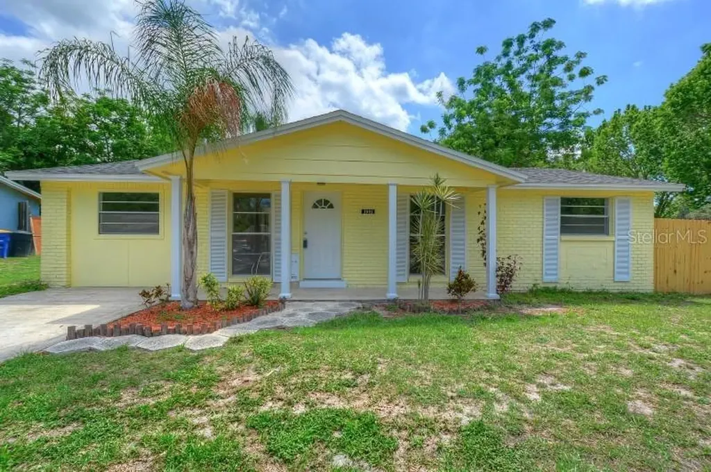 1001 Beachwood Avenue Clearwater FL 33759