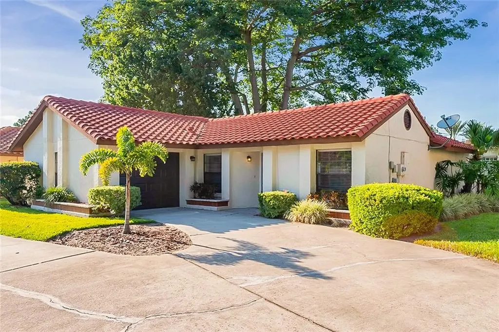 8027 N Madeira Court Orlando FL 32836