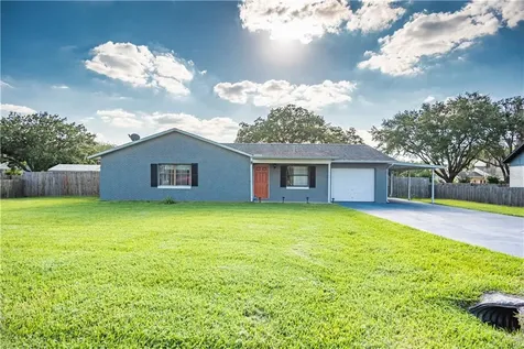 704 Scott Lake Village N Lakeland FL 33813