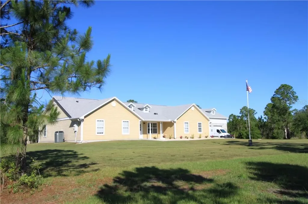 10110 Blackberry Road Mims FL 32754