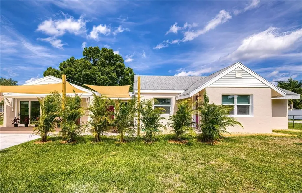901 Oak Street SW Ruskin FL 33570