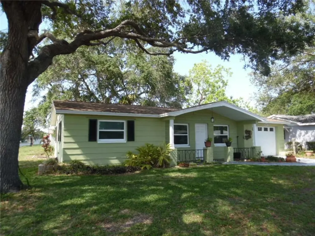 3609 Holiday Lake Drive Holiday FL 34691