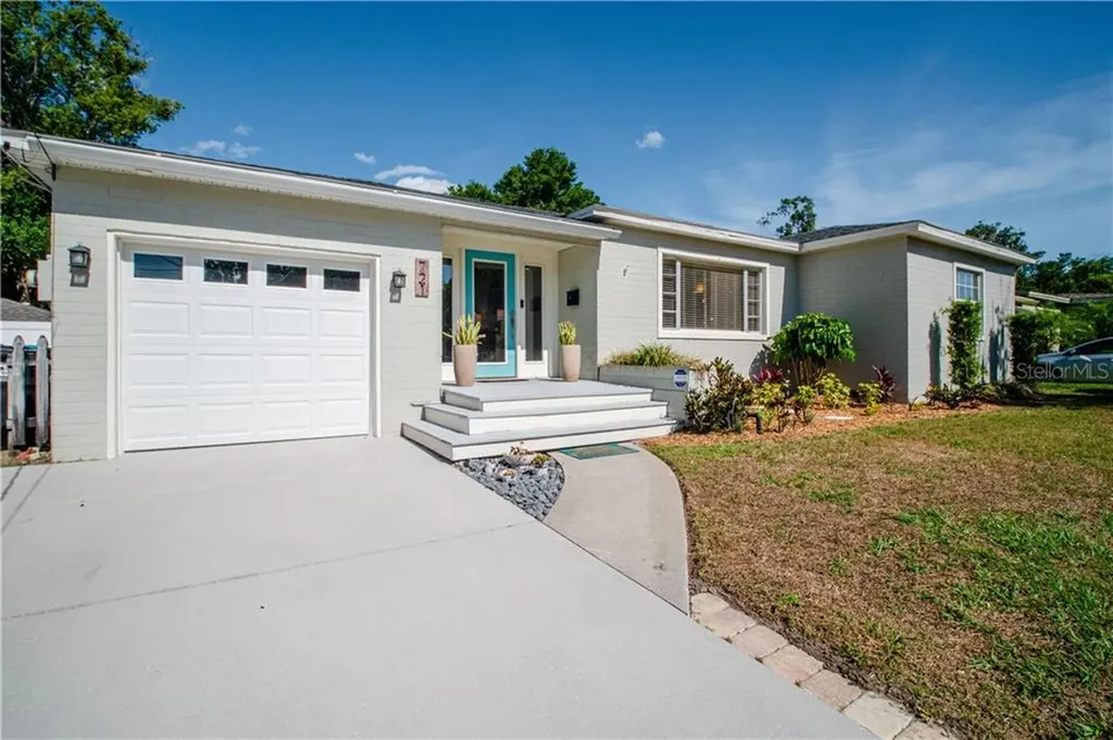 721 Essex Place Orlando FL 32803