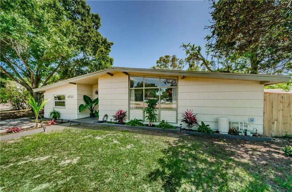 4100 Porpoise Drive SE St Petersburg FL 33705