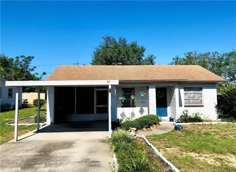8 N 18th Street Haines City FL 33844