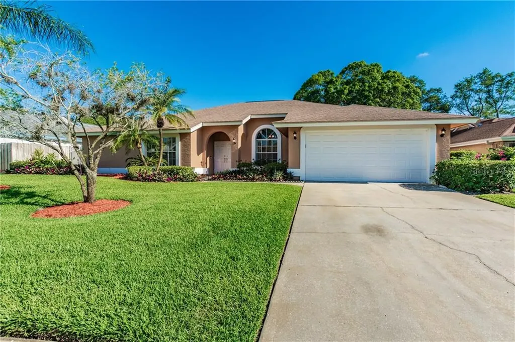1544 Cumberland Court W Palm Harbor FL 34683