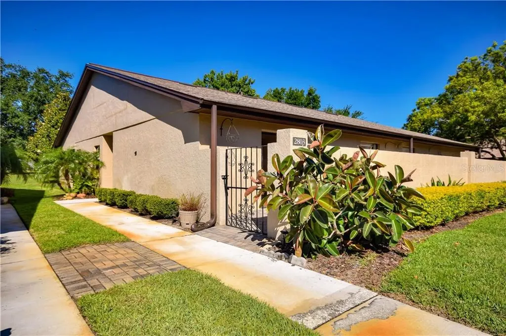 2803 Wingfoot Court Winter Haven FL 33884