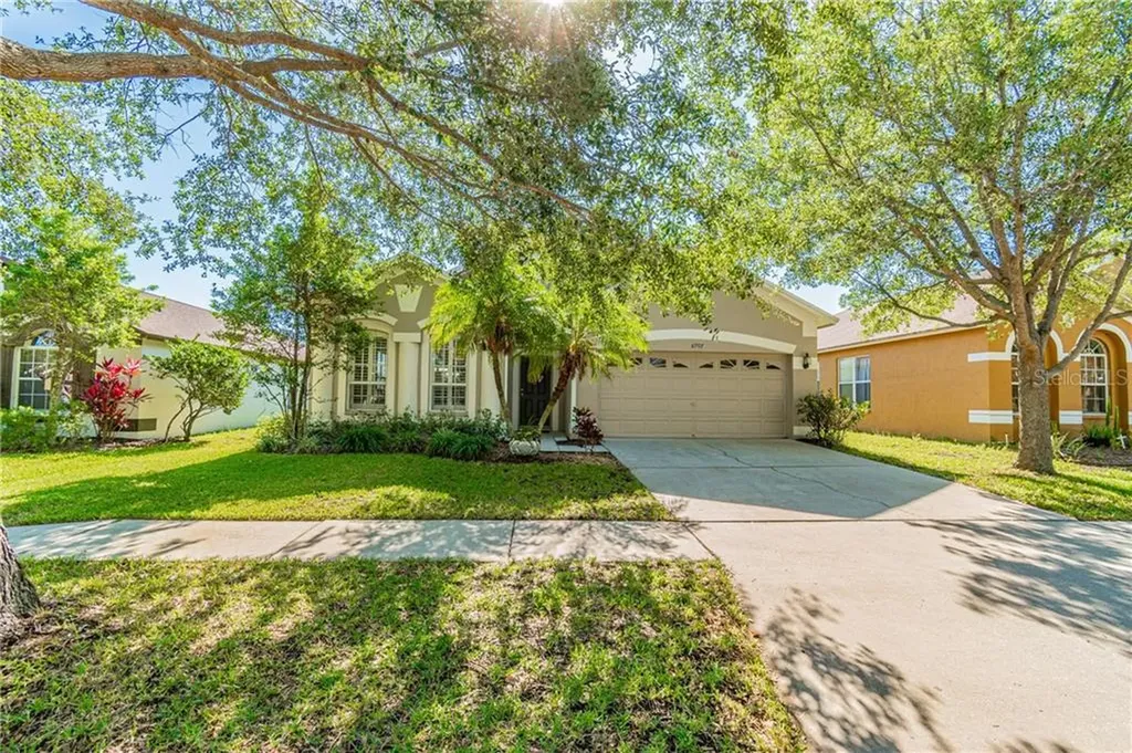 6707 Guilford Glen Place Apollo Beach FL 33572