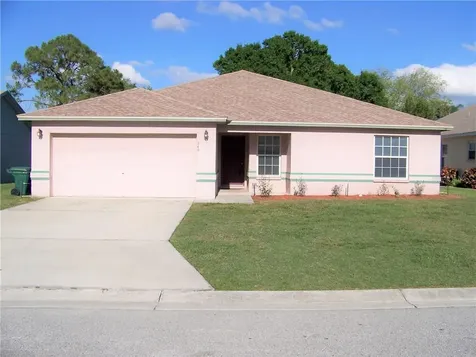 240 Kings Pond Avenue Winter Haven FL 33880