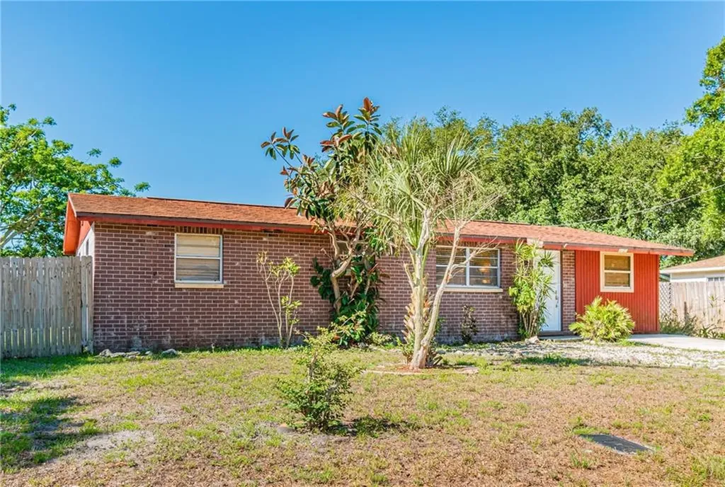 3020 N Adams Street Tampa FL 33611