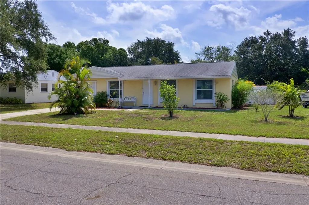 3505 Highland Avenue W Bradenton FL 34205