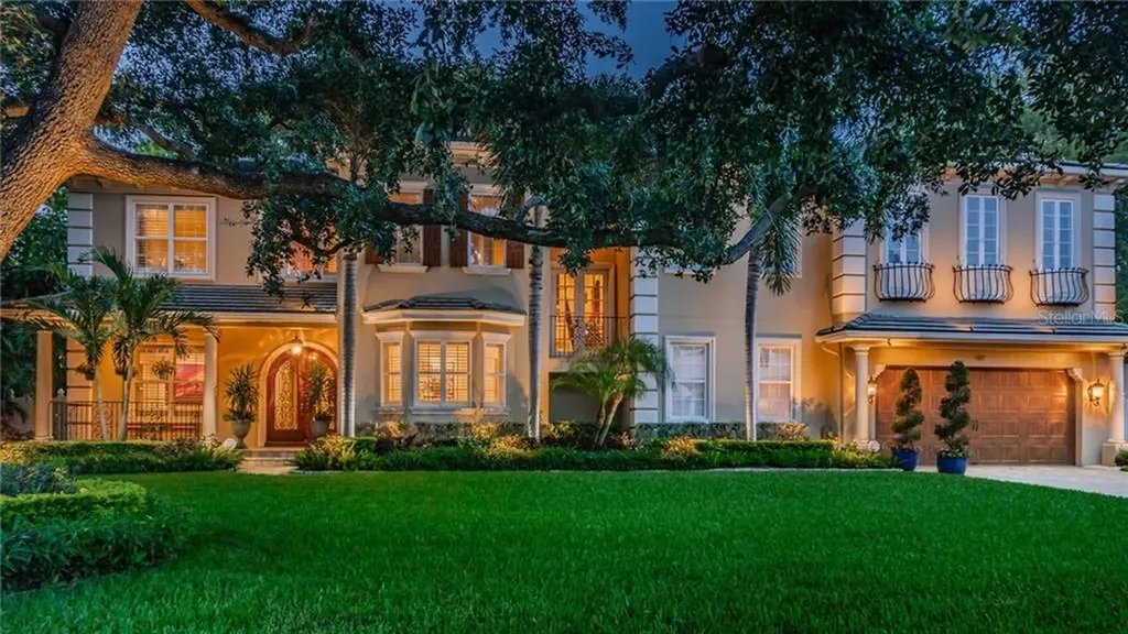 4517 W Sevilla Street Tampa FL 33629