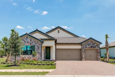 15711 Seaton Place Bradenton FL 34202