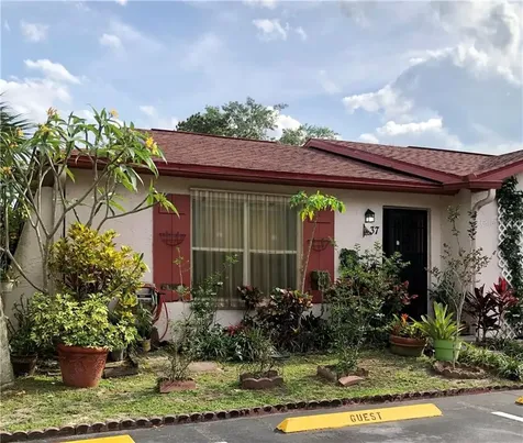 37 W Marbrisa Way Kissimmee FL 34743