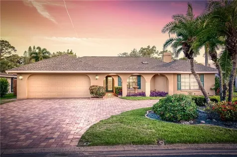1942 Baywood Place Sarasota FL 34231