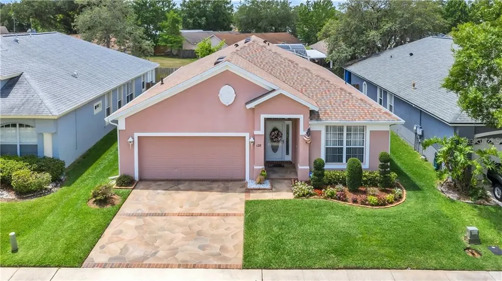 128 Hanging Moss Drive Oviedo FL 32765