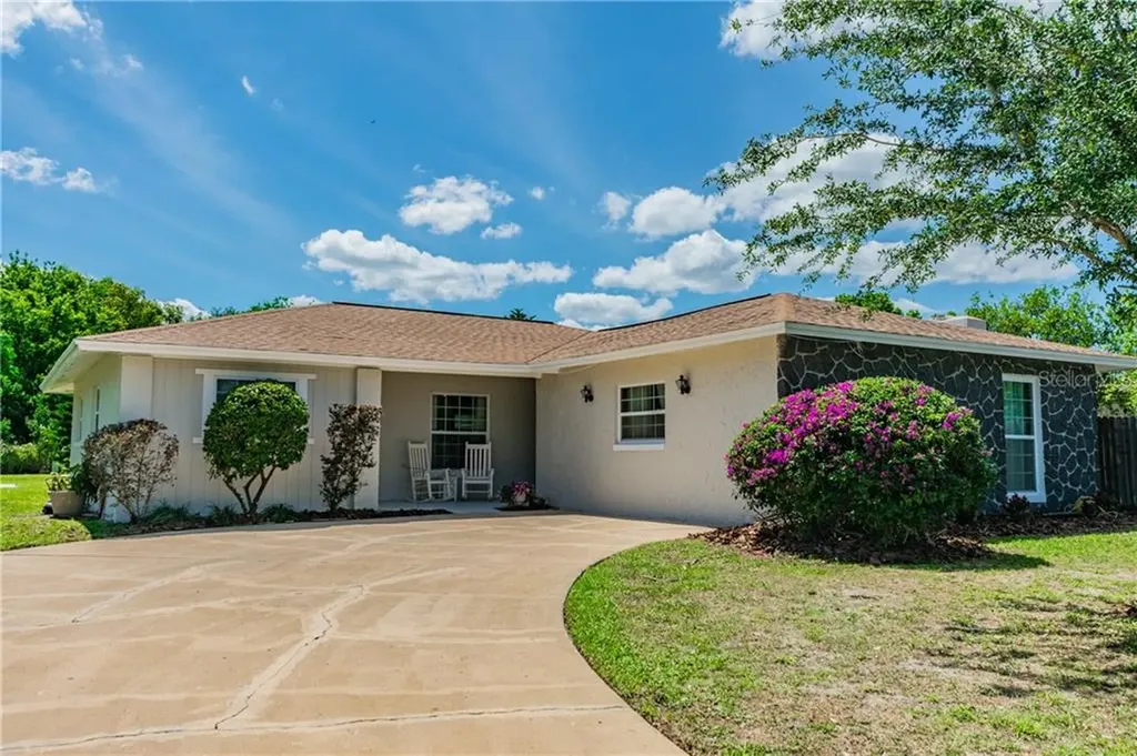 306 Laurel Court Sanford FL 32773