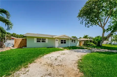 933 41st Avenue NE St Petersburg FL 33703