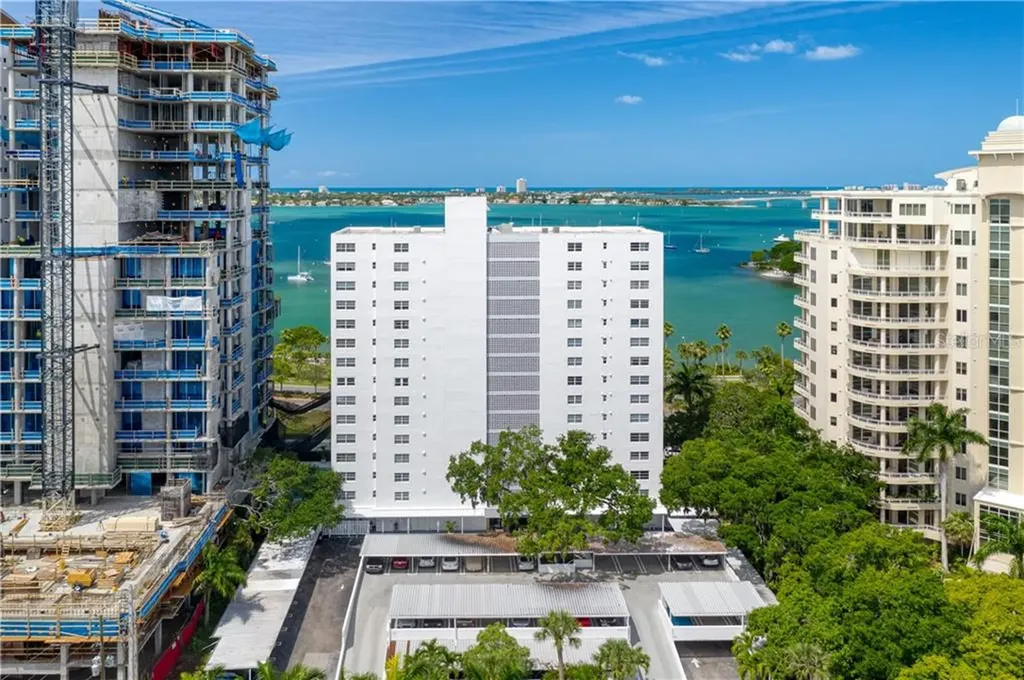 555 S Gulfstream Avenue Sarasota FL 34236