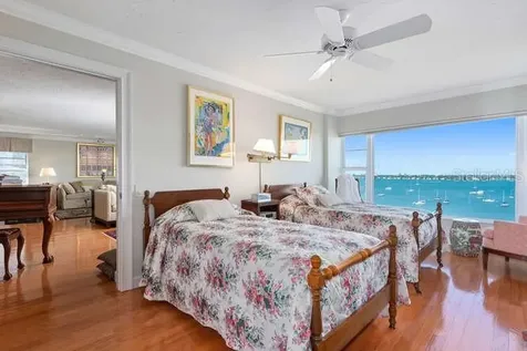 555 S Gulfstream Avenue Sarasota FL 34236