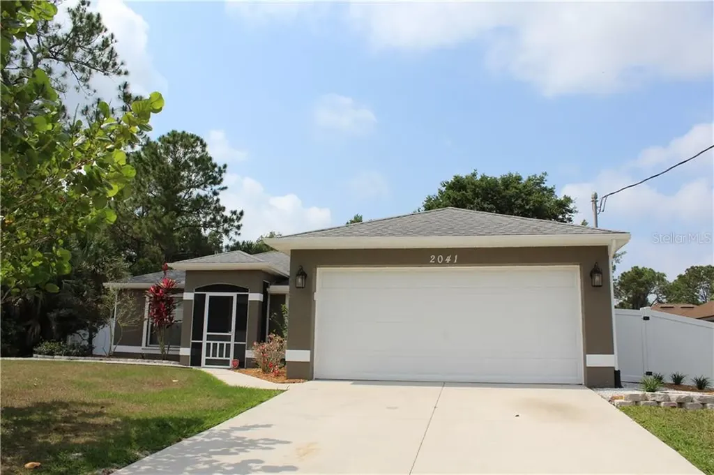2041 Gerald Avenue North Port FL 34288