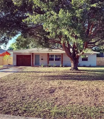 935 62nd Place S St Petersburg FL 33705