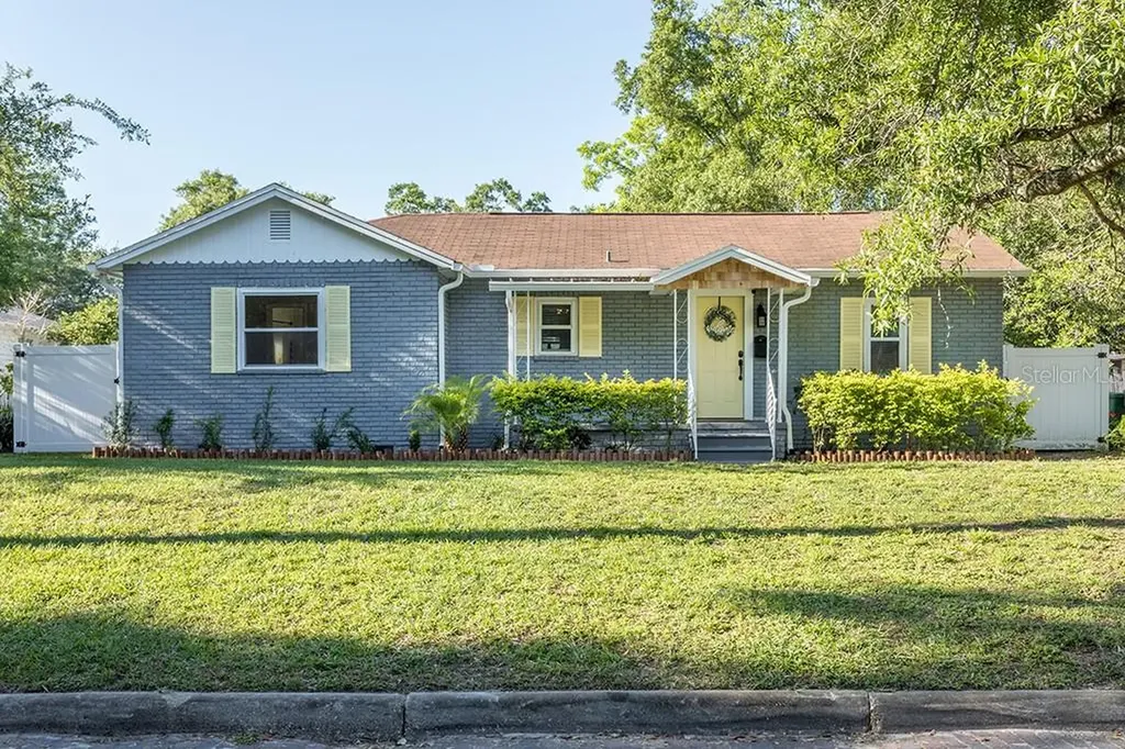 908 W Woodlawn Avenue Tampa FL 33603