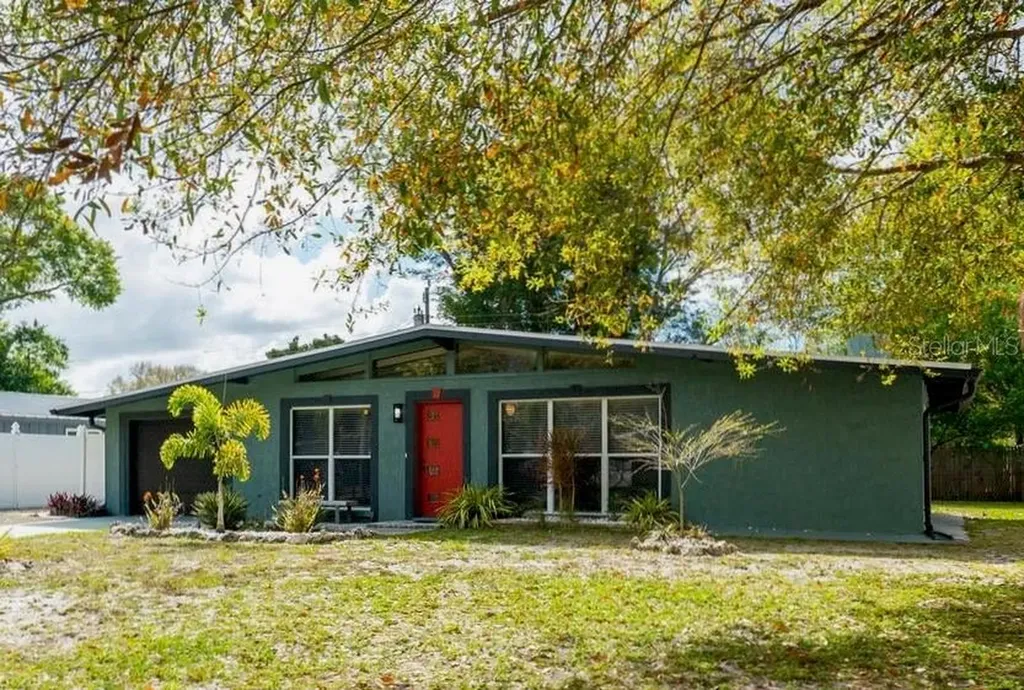 2966 Wood Street Sarasota FL 34237