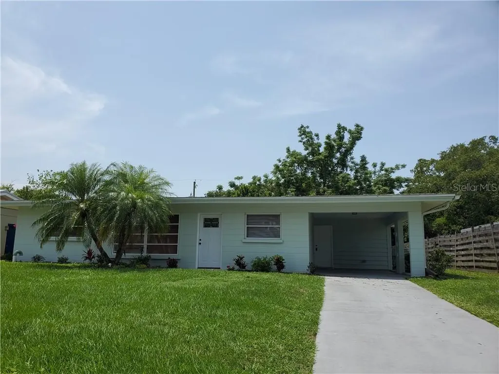 2318 Grove Street Sarasota FL 34239