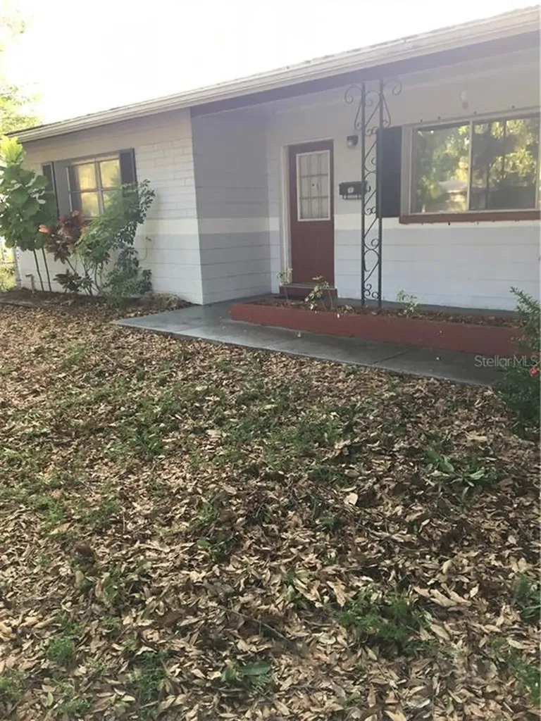 5532 Kiwanis Place NE St Petersburg FL 33703