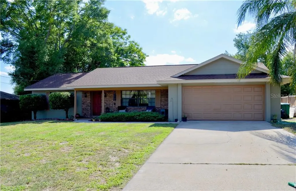2580 Tryon Avenue Deltona FL 32725