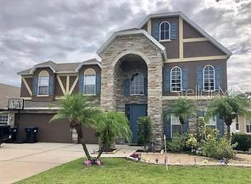2050 Autumn View Drive Orlando FL 32825