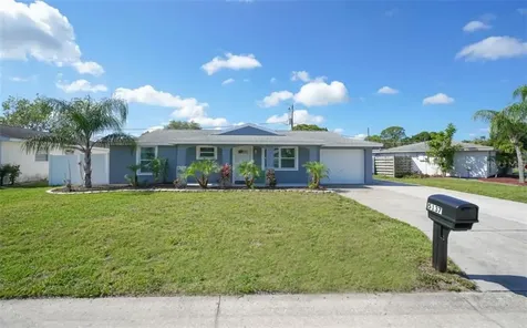 5137 Island Date Street Sarasota FL 34232