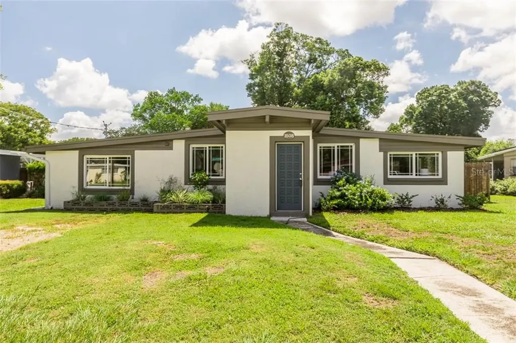 1608 S Meredith Place Plant City FL 33563