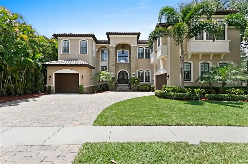 29 Ladoga Avenue Tampa FL 33606
