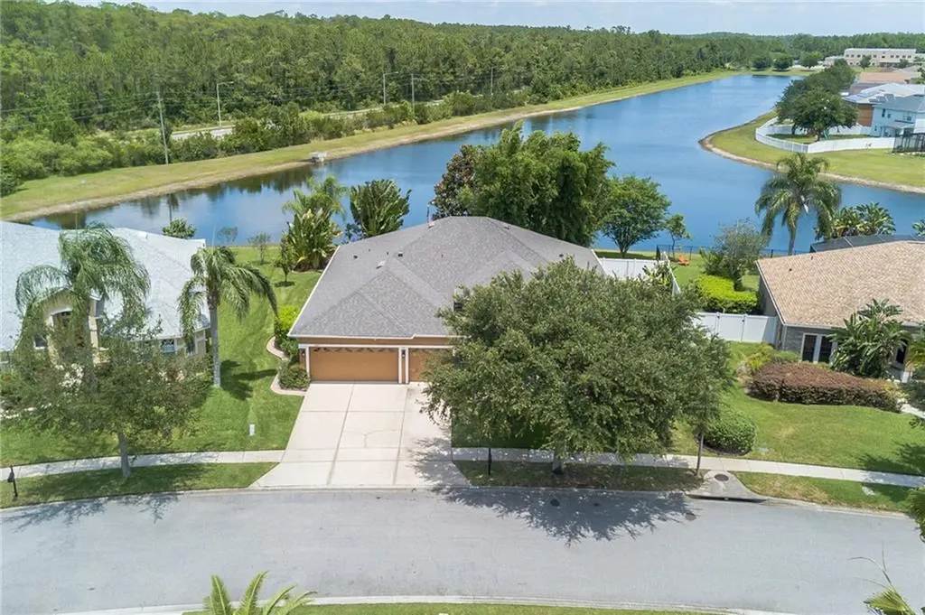 2044 Cascades Cove Drive Orlando FL 32820