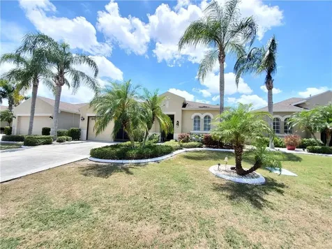 827 Regal Manor Way Sun City Center FL 33573