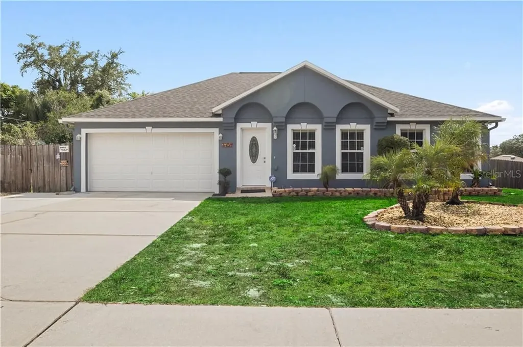 1751 Mayhill Street Deltona FL 32738