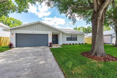 1935 Spanish Oaks Drive N Palm Harbor FL 34683