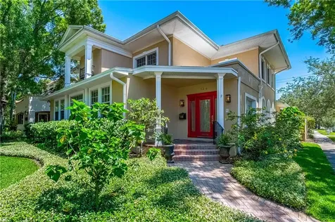506 18th Avenue NE St Petersburg FL 33704