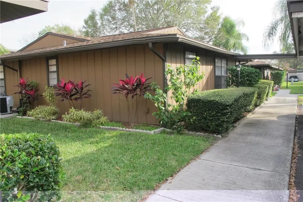 1980 Tahitian Place Dunedin FL 34698
