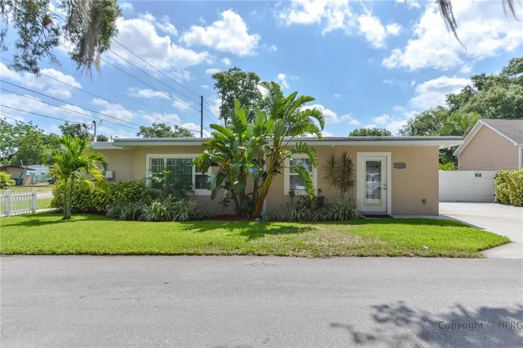 1124 16th Street Palm Harbor FL 34683
