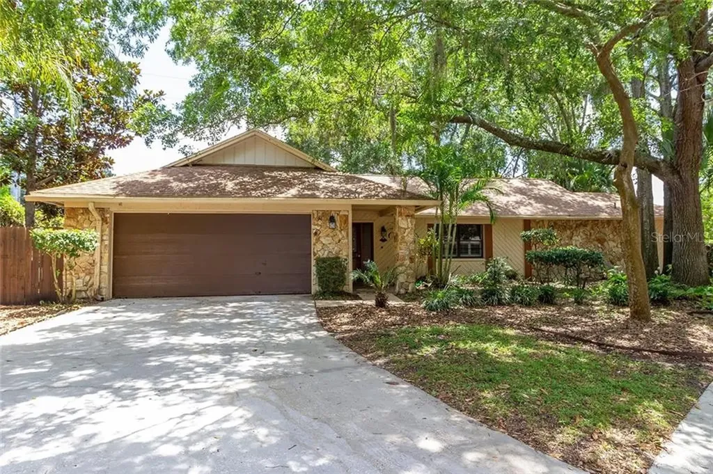 12909 Lazy Pine Place Tampa FL 33624